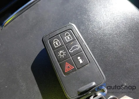 2008 Volvo Xc70 3.2 из США, поврежденный, VIN YV4BZ982781019446